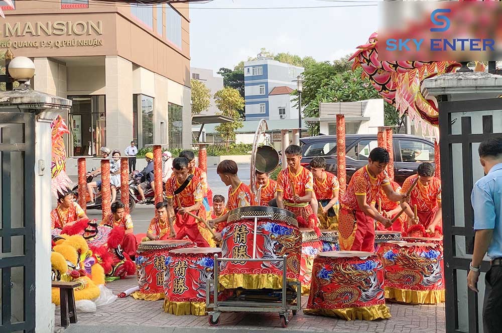 cung-cap-doan-lan-su-rong-khai-truong